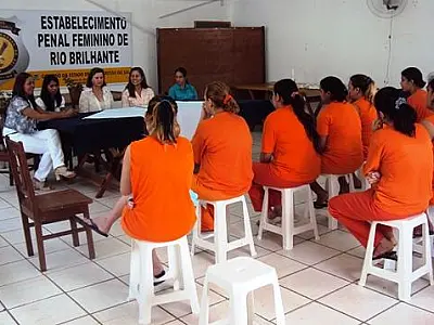 Internas recebem capacitação para atuarem como manicure