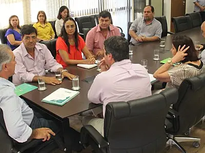 Governo publica na segunda promoção de professores e administrativos da Educação