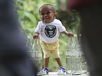 Novo menor homem do mundo tem 62 cm
