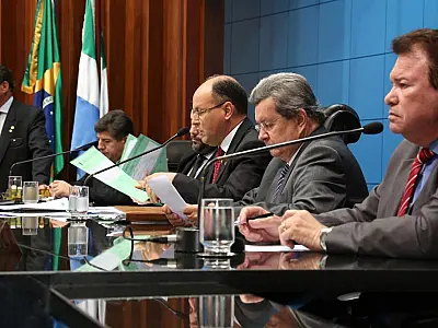 Deputados devem analisar cinco projetos em primeira discussão nesta quarta-feira