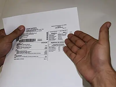 Empresa de telefonia é condenada a pagar indenização de R$ 10 mil