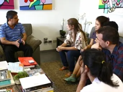 Prefeito afirma compromisso de pagamento à projetos culturais após apresentação do plano de trabalho