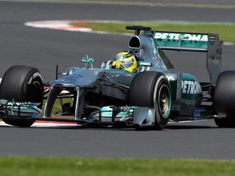 Vettel abandona e Rosberg vence GP da Inglaterra de Fórmula 1