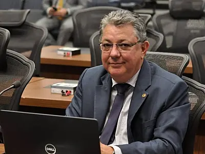 Discriminação contra pessoas com autismo pode resultar em multas de até 2 mil Uferms
