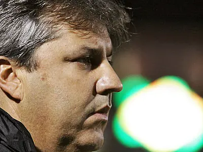 Reunião desta quinta-feira define destino de Kleina no Palmeiras