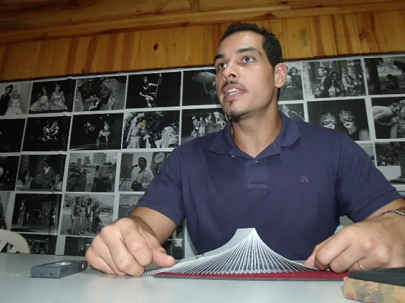 Rick Thibau promete ler pensamentos em espetáculo promocional