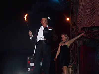 Crianças ganham apresentação gratuita no circo