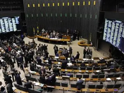 Senado aprova texto-base de projeto que modifica limites do Supersimples