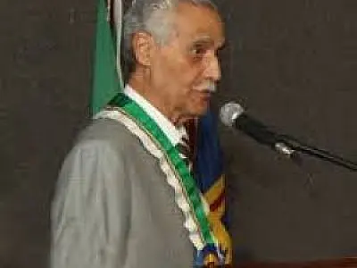 Ex-governador será submetido a uma traqueostomia