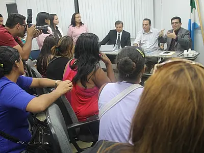 Trabalhadores de Ceinfs decidem em assembléia se continuam greve