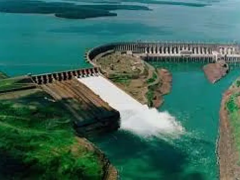 Itaipu atinge novo recorde de produção em 2013