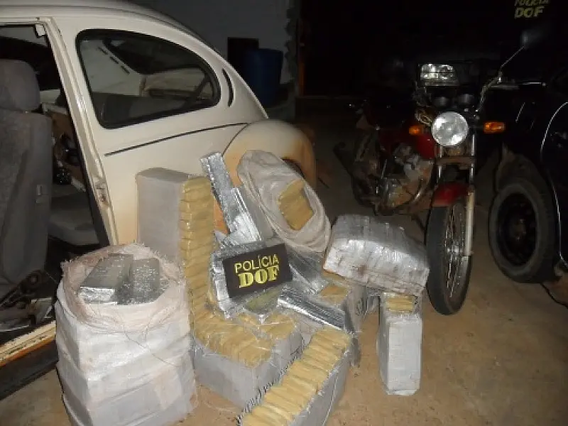 Polícia apreende 223 kg de maconha e dois são presos em Amambai