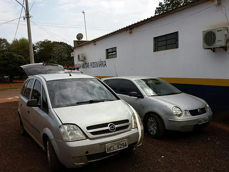 PMR apreende em ação conjunta dois veículos com cigarros contrabandeados