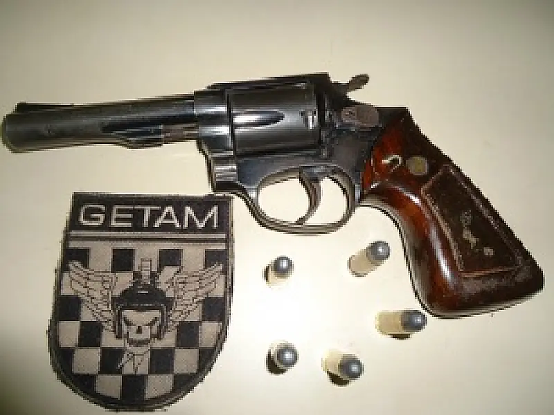 Ex-presidiário que matou dois é preso por porte ilegal de arma