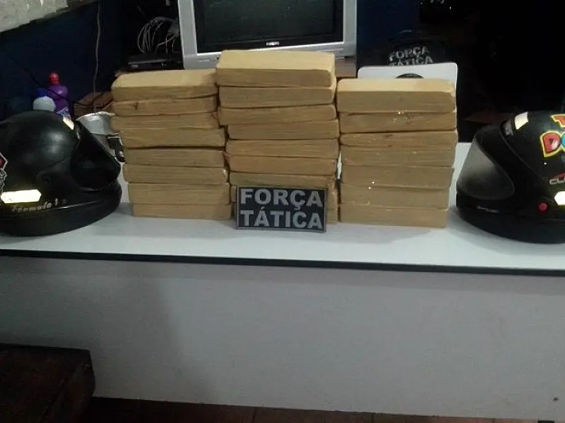 Força Tática apreende moto e drogas em canavial em Nova Andradina