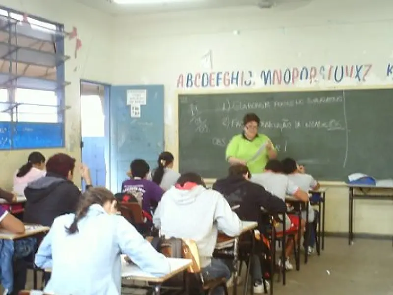 Termina hoje prazo para matrículas nas escolas municipais