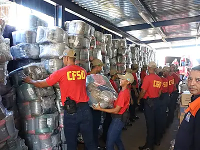 Mato Grosso do Sul inicia o envio de 15 mil cobertores doados para o Rio Grande do Sul
