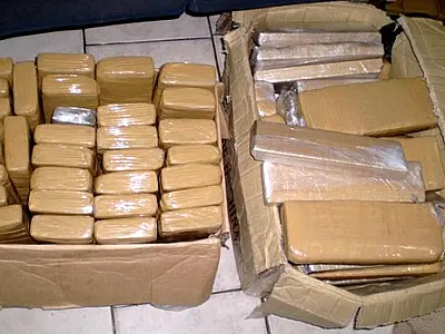 Quadrilha é presa com mais de 100 kg de droga na Capital