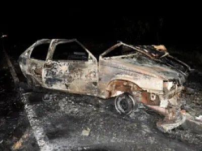 Homem morre atropelado ao parar no acostamento da BR-267