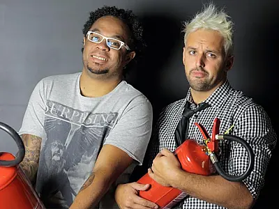 Stand up com Rodrigo Capella e Marcelo Marrom acontece nesta sexta em Bonito