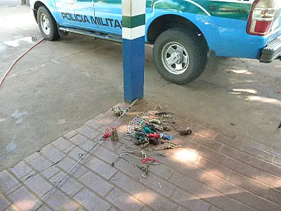 PMA recolhe 132 anzóis de galho no Rio Coxim