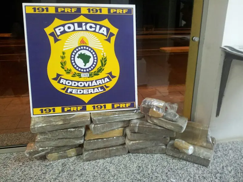 Homem é  preso com mais de 13 quilos de maconha ilegal, vinda de Ponta Porã