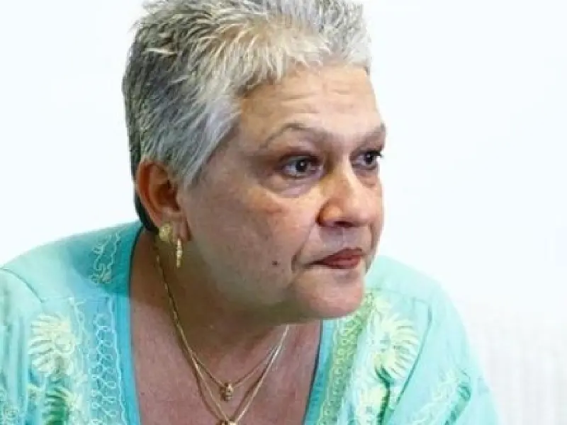 Família da atriz Regina Dourado afirma que não há esperança de recuperação