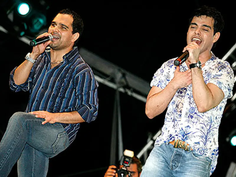 Zezé di Camargo e Luciano fazem show de luxo na Capital nesta sexta-feira