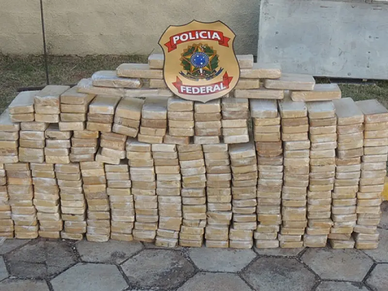 PF apreende carreta com cocaína em SP que vinha de MS