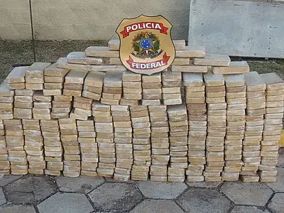 PF apreende carreta com cocaína em SP que vinha de MS