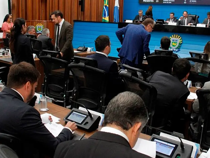 Nesta terça-feira deputados devem votar projetos relacionados ao Orçamento