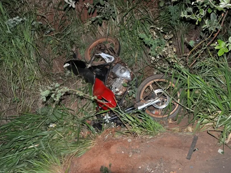 Colisão entre três veículos deixa uma pessoa ferida em Nova Andradina