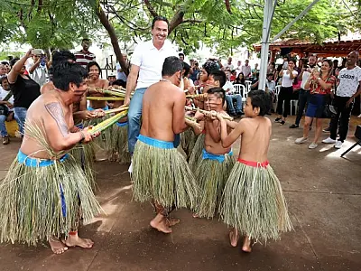 Com apresentação típica, Prefeitura inicia Semana de Valorização da Cultura Indígena