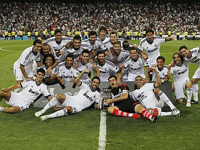 Kaká pode ser punido pelo Real por recusar foto de título