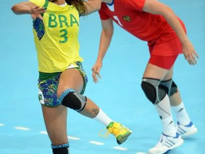 Brasileira é eleita a melhor jogadora do mundo no handebol