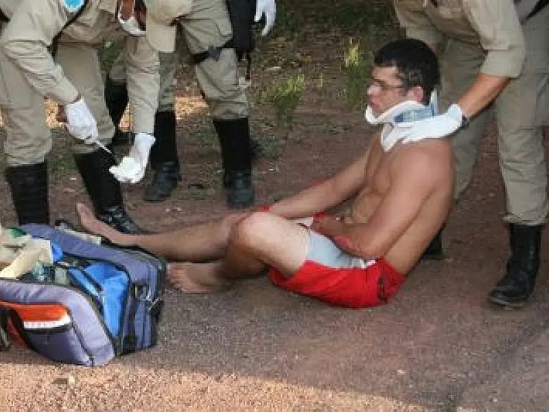 Motociclista fica ferido em acidente na BR-163