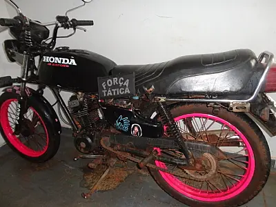 PM apreende menor e motocicleta com placa fria em Fátima do Sul