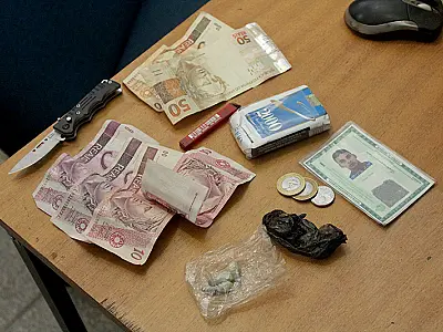 Jovens com drogas em Chapadão do Sul são apreendidos pela Policia