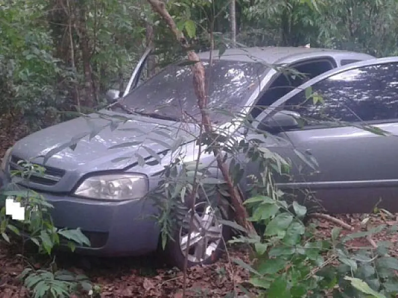 DOF apreende veículo roubado em Londrina