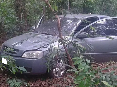 DOF apreende veículo roubado em Londrina