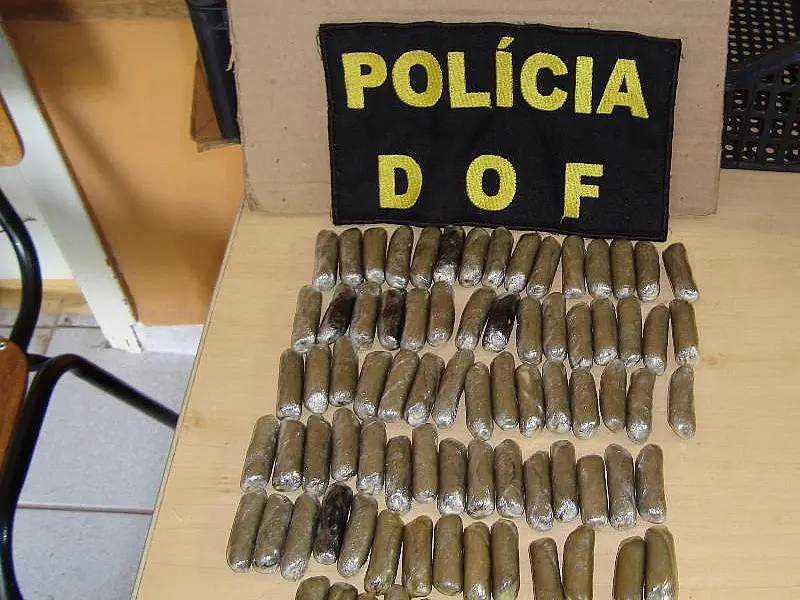 DOF apreende jovem com 770 gramas de cocaína