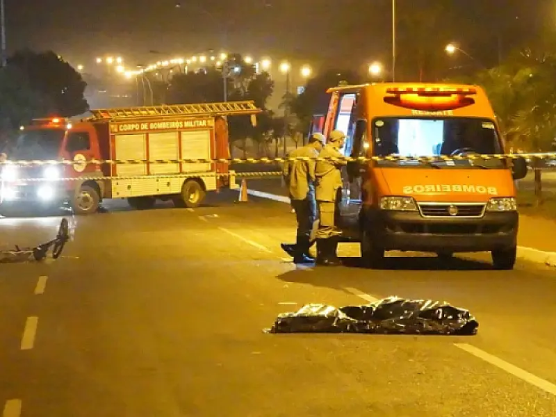 Ciclista morre na hora ao ser atropelado e arremessado em Três Lagoas