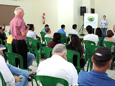Deputada esclarece lei e tira dúvidas do setor produtivo sobre Funrural em encontro com produtores de Rio Brilhante