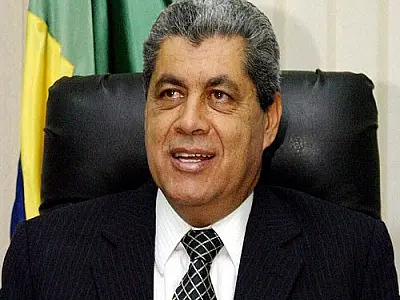 Governador recebe homenagem da Fiems