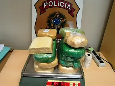 Mãe e filha presas com 9kg de cocaína em Corumbá