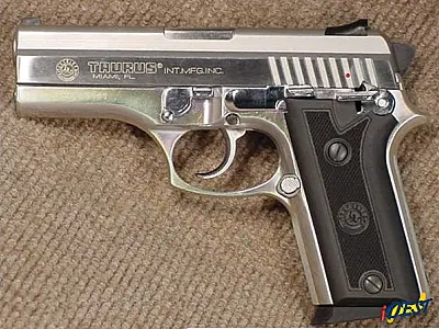 Homem ameaça comprar pistola para matar ex