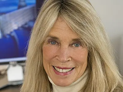 No Brasil, ainda se separa fazer o bem e ganhar dinheiro", diz Pamela Hartigan