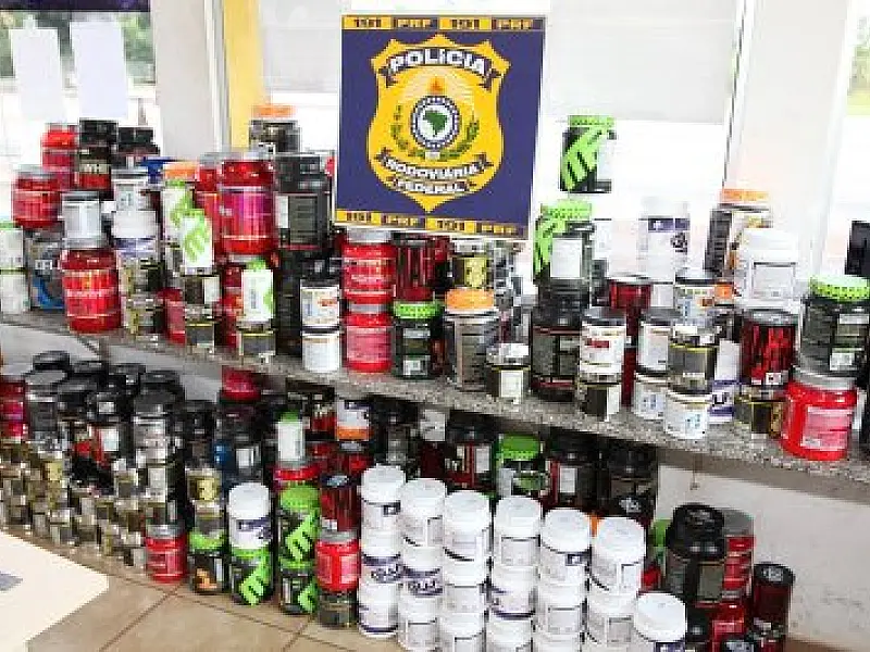 PRF apreende 540 unidades de suplementos alimentares em Coxim