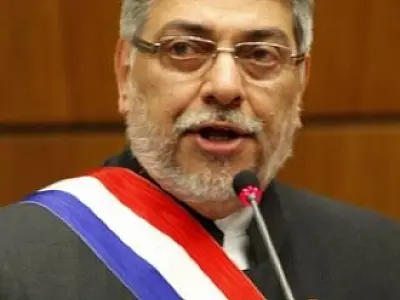 Paraguai agora se divide entre simpatizante de Lugo e de Franco