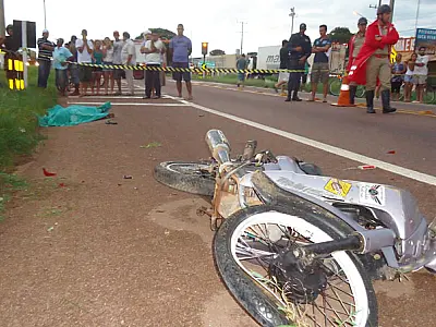 Motociclista morre depois de bater em placa de sinalização em Coxim